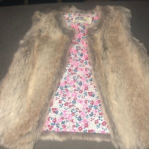 Slightly used toddler faux fur